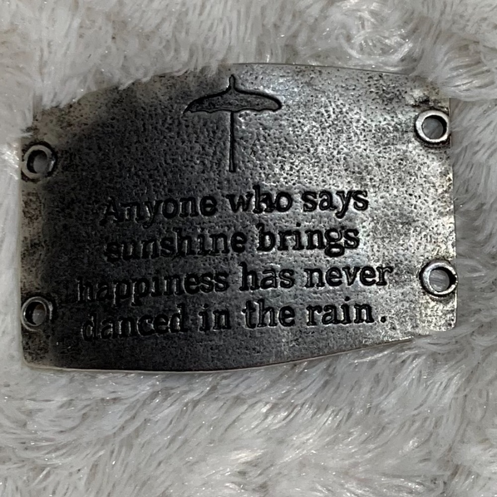 Lenny & Eva Sentiment
